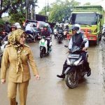 Nina-Kades-Penyanyi1-ok