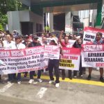 Demo Musisi di Depan Kemenkum